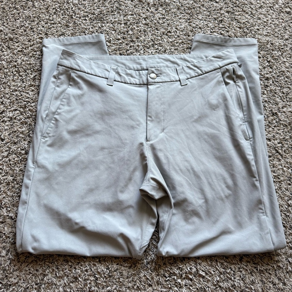 Lululemon Mens Commission Slim Fit Chino Pants Size 33 Light Grey LM5AF1S